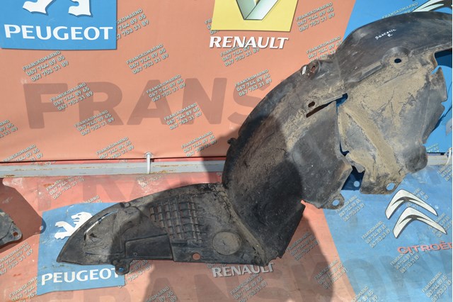 Подкрильнікі переднього крила, правий Renault Vel Satis хетчбек (BJ0) (2002 - 2009) ціна, від  