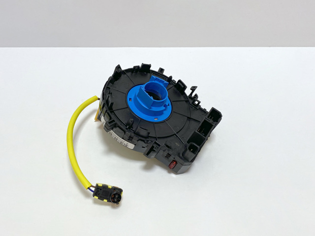 Шлейф керма Tqparts TQ10450 ціна, від 19.34 USD