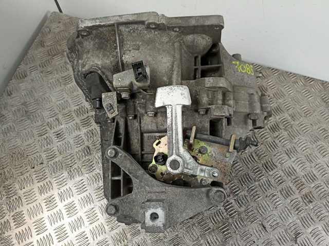 МКП в зборі Mazda 3M5R7002YF ціна, від 92.91 USD