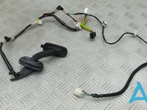  Toyota 8215406360 ціна, від 11.68 USD