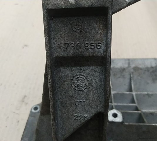 Купити 1736956 BMW 