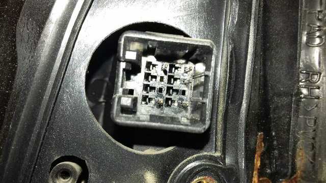  Дзеркало праве KIA Carens 1