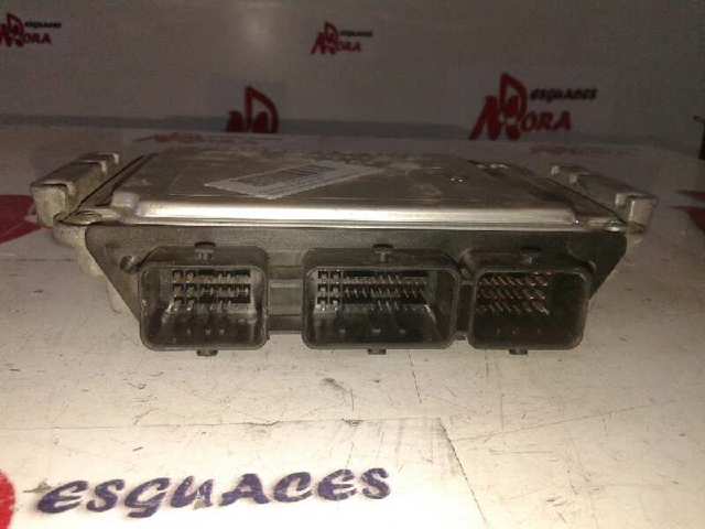 Блок двигуна Renault (RVI) 0281011723