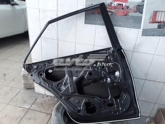 Двері задні, ліві 6700406241 Toyota