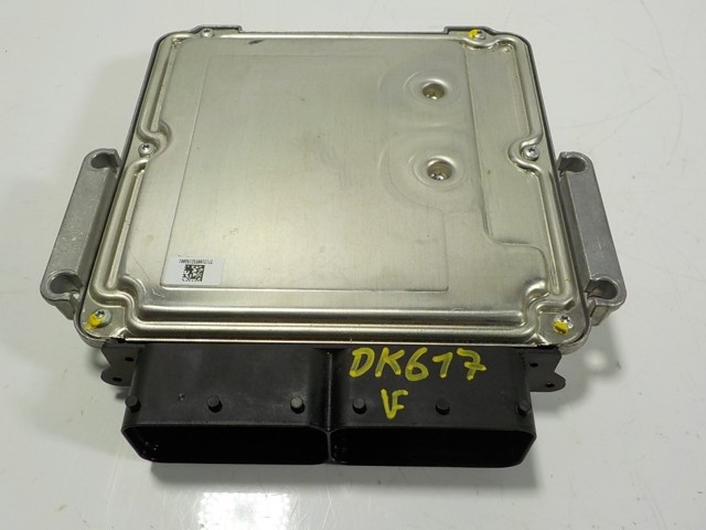 KY3212B684FBA Land Rover 