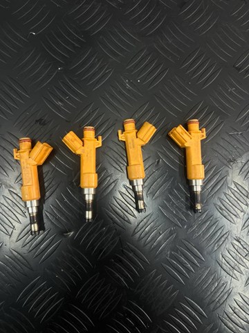 Форсунка інжектора Lexus RX 450H/350L/200T