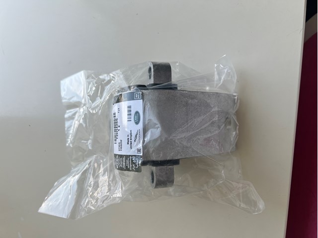 T2H14266 Jaguar Опора кпп