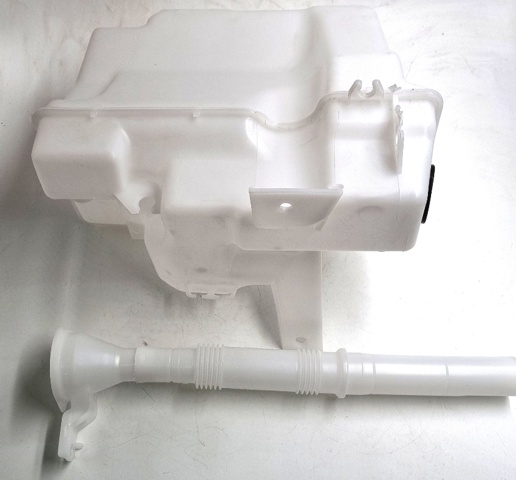 Бачок омивача скла Q-fix Q3750060