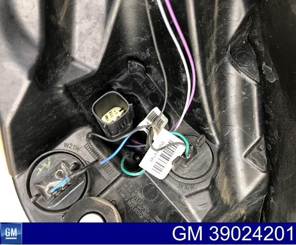 Купити 39024201 Opel 