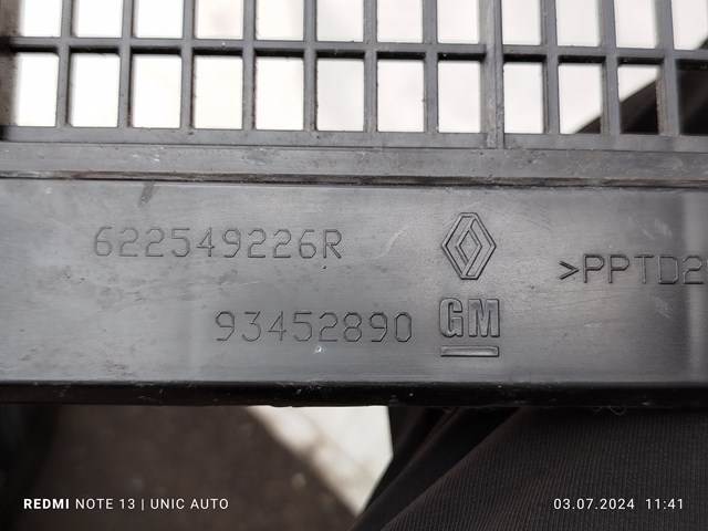 622549226R Renault (RVI) Радіаторна решітка