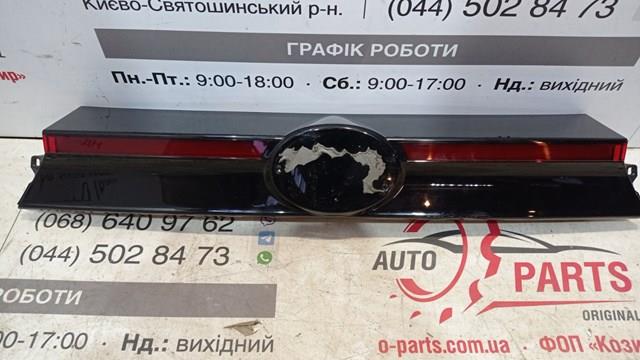 Спойлер на багажник Toyota 768010D760