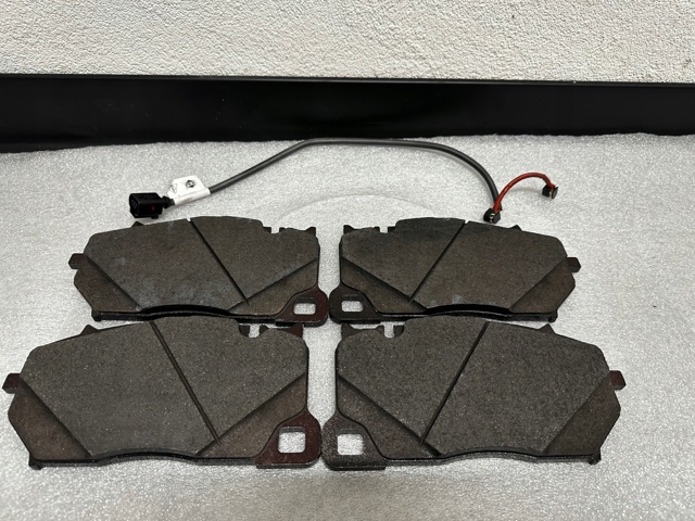 976698151K Porsche Передні гальмівні колодки