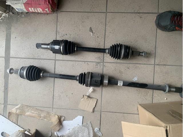 Купити FT022560XA Mazda Ліва піввісь
