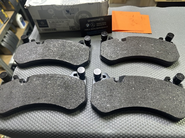 A0004206404 Mercedes 