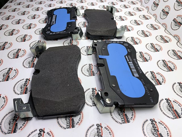 A0004204603 Mercedes Передні гальмівні колодки
