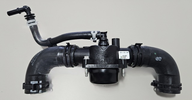 LR036058 Land Rover Заливна горловина системи охолодження