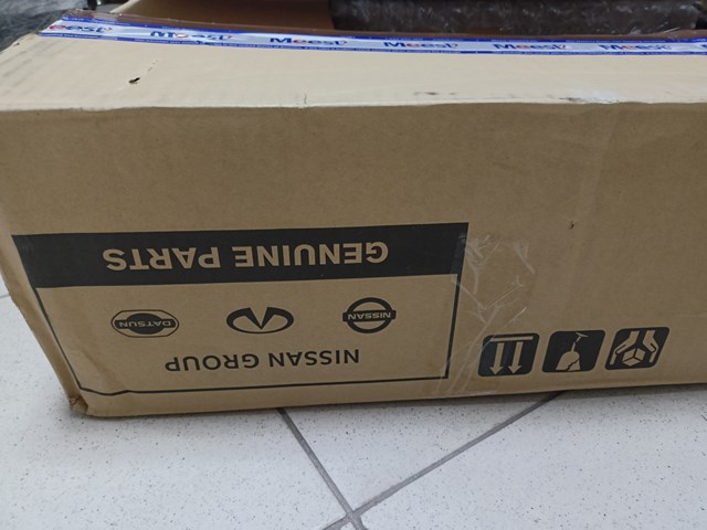 Ходові вогні, лівий Nissan/Infiniti 261256RR0D