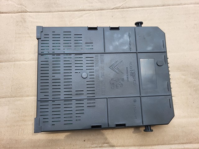 967847718001 Peugeot/Citroen 