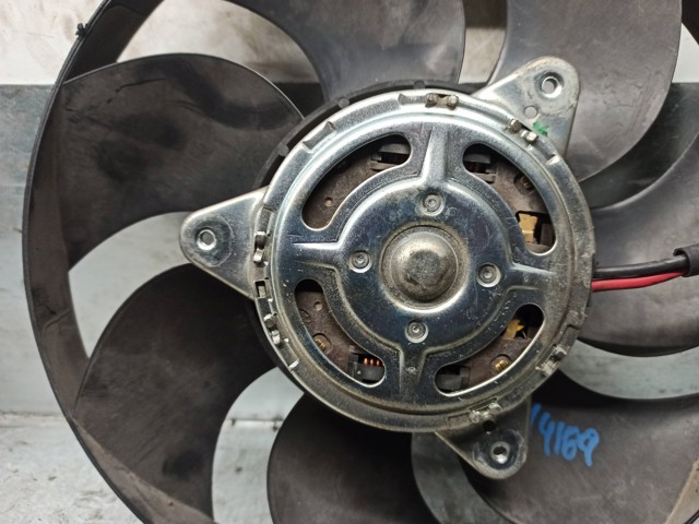  Land Rover BJ328C607AC ціна, від 271.89 USD