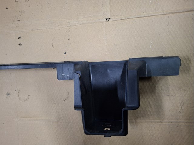 VA40502R1 Mazda 