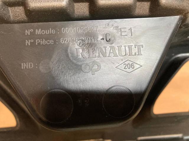 620360001R Renault (RVI) Решітка радіатора