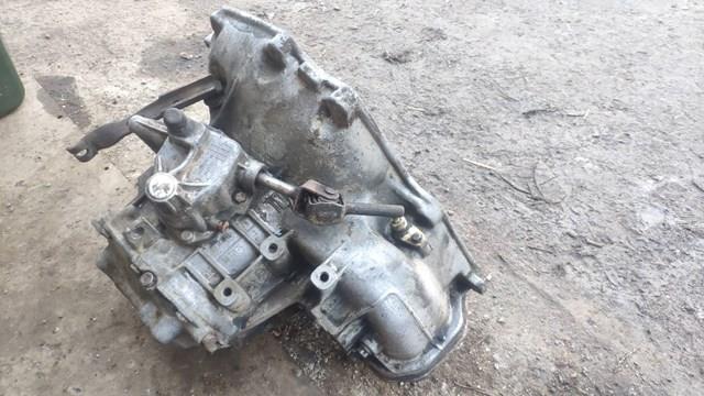 Купити 90121211 Opel 