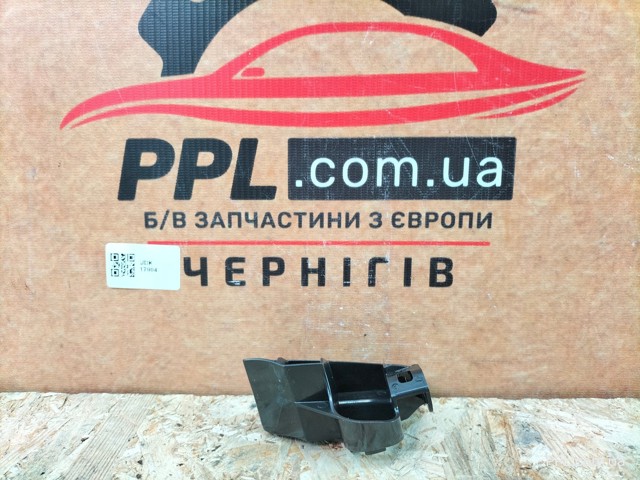 Кронштейн бампера заднього, правий 52155K0010 Toyota
