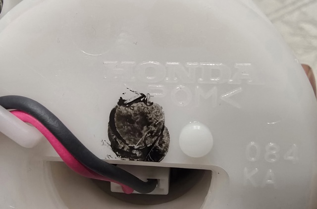 Купити 17045TL3G00 Honda Насос занурювальний в баці