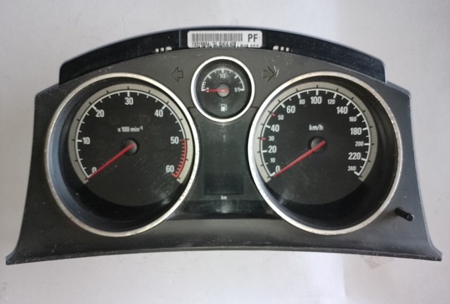 Щиток приладів General Motors 13216684