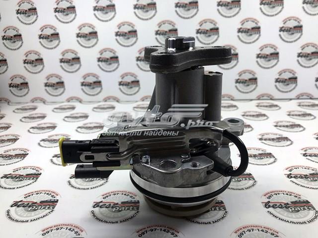 LR121418 Land Rover Насос охолодження