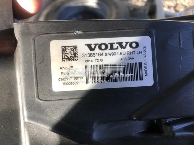31386164 Volvo Фари