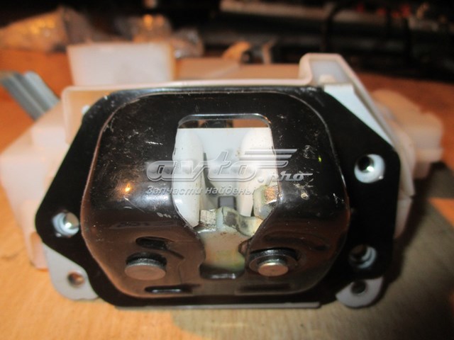 Замок дверей багажника Nissan/Infiniti 905001AA0A ціна, від 101.55 USD