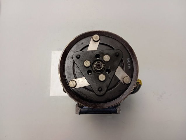 9825868180 Peugeot/Citroen Привід компресора системи опалення