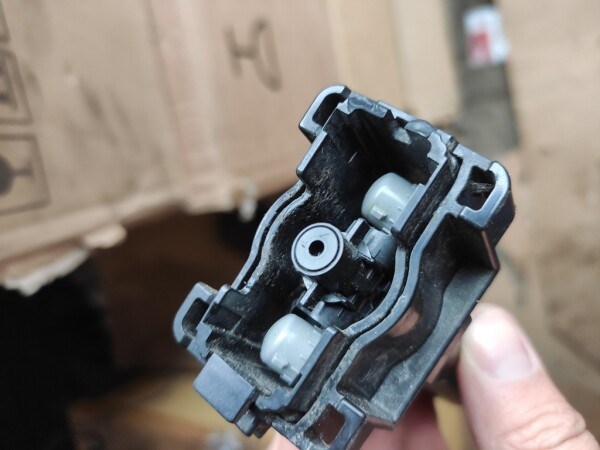 Тримач форсунки омивача фари, підйомний циліндр Tqparts TQ21424