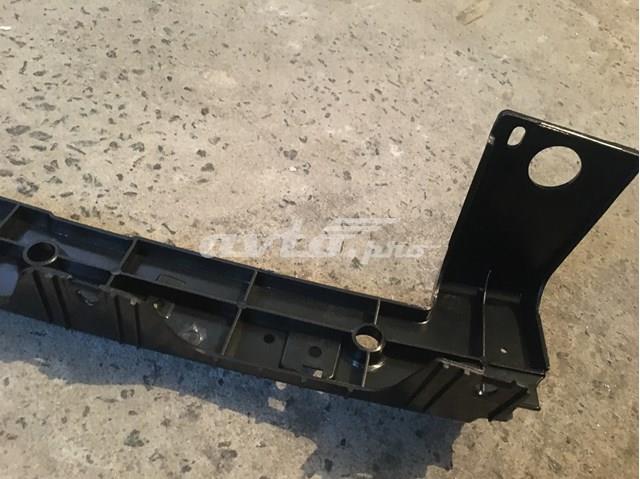 Кронштейн решітки радіатора FPS FP2817995 ціна, від 17.87 USD