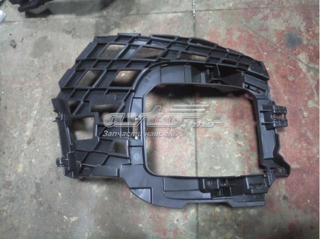 Праве кріплення переднього бампера FPS FP7476932 ціна, від 16.97 USD