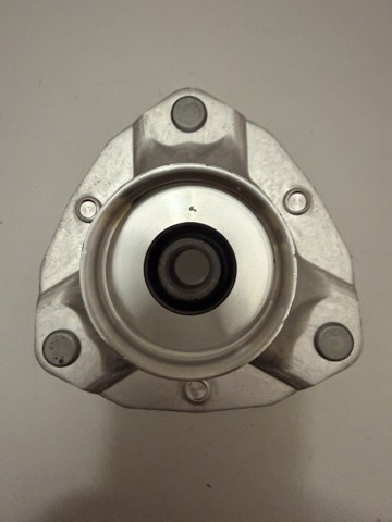 Купити 543201CA1D Nissan/Infiniti Опора амортизатора переднього