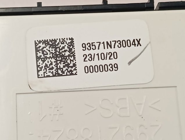 Центральна кнопка підйомника стекол Hyundai/Kia 93571N73004X ціна, від 63.19 USD