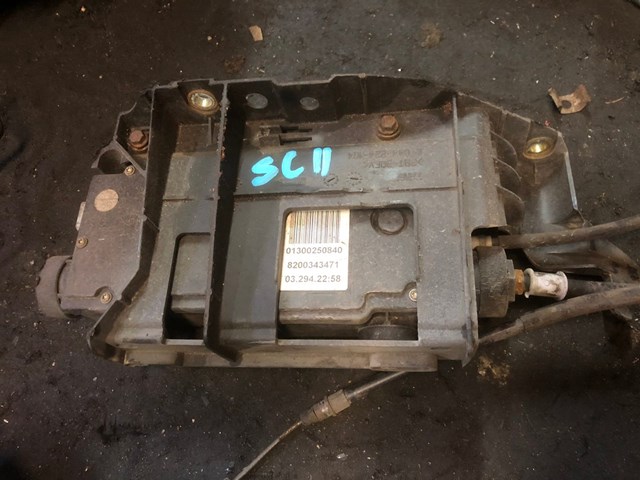 Купити 8200343471 Renault (RVI) Блок керування (модуль) електромеханічного стояночного гальма