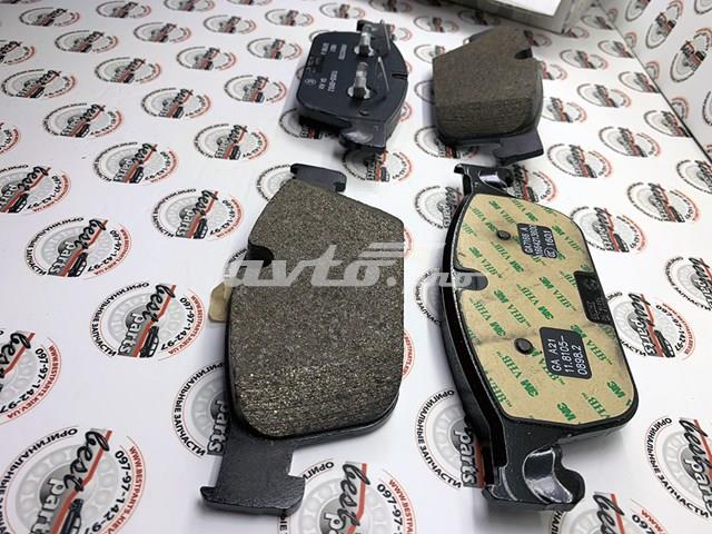 A0004200405 Mercedes Передні гальмівні колодки