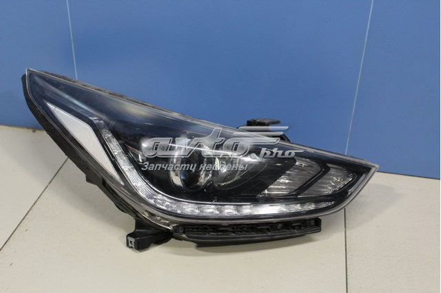 Фара права 92102H5100 Hyundai/Kia