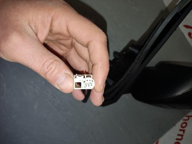 Ліве бічне дзеркало Polcar 8148514M ціна, від 61.68 USD
