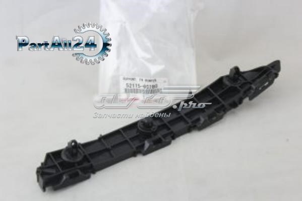 5211560180 Toyota Кронштейн бампера переднього, правий