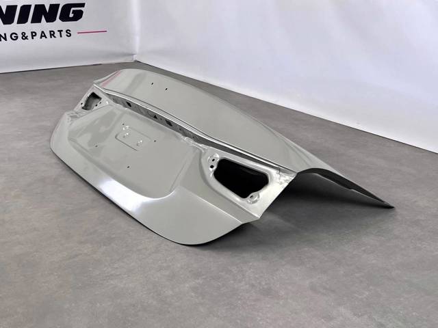Купити Кришка багажника Mazda 6  GJ, GL