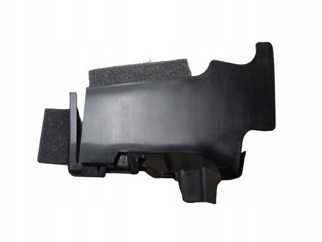 PY8W1356Z Mazda повітропровід радіатора