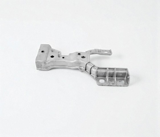 LR091879 Land Rover Кріплення бампера переднього