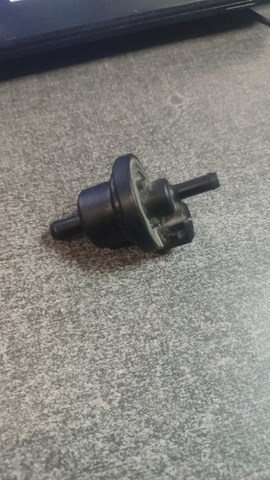 Клапан вентиляції газів паливного бака 0280142150 Bosch