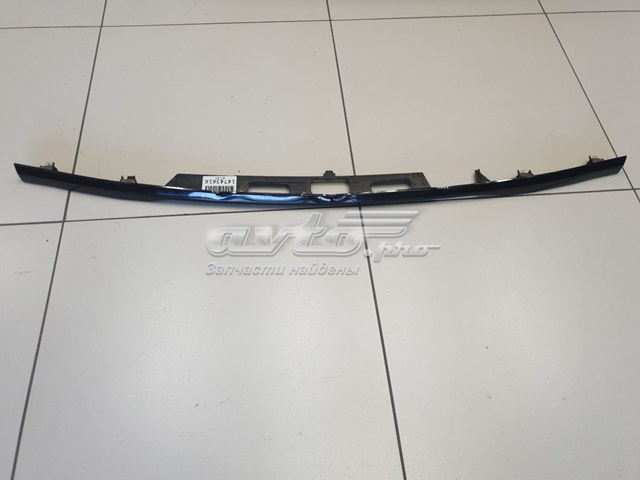 Купити LR048899 Land Rover Молдинг задных (3/5-х) дверей