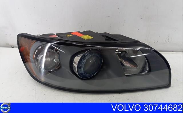 Основна фара - вставка Volvo 30678210