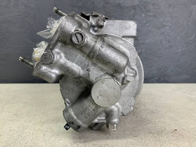 Компресор кондиціонера 9834779880 Peugeot/Citroen